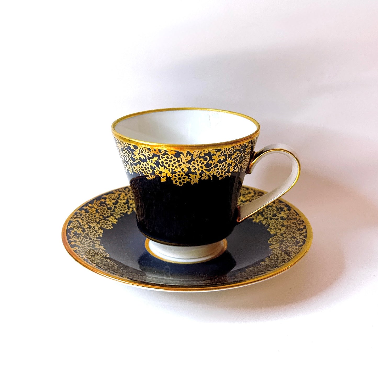 ヴィンテージ・コーヒーカップ&ソーサー