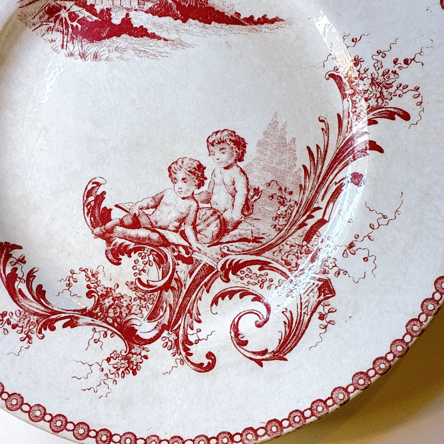 ヴィンテージ平皿（フランス）