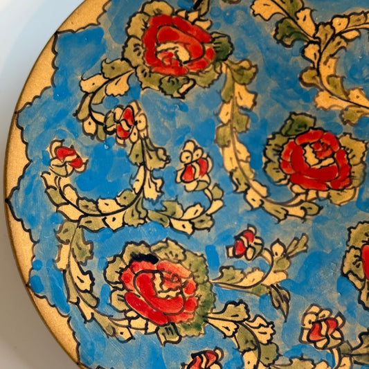 バラが美しいお皿🌹