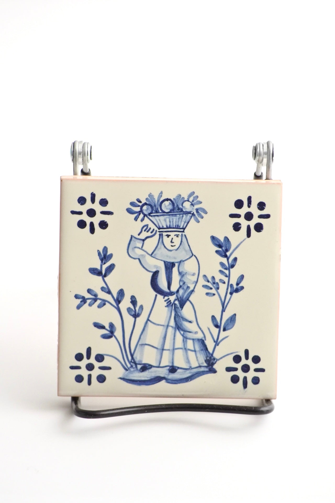 アンティーク・ヴィンテージのタイル。インテリアにもぴったりの雑貨。ポルトガルタイルはアズレージョと呼ばれるものです。