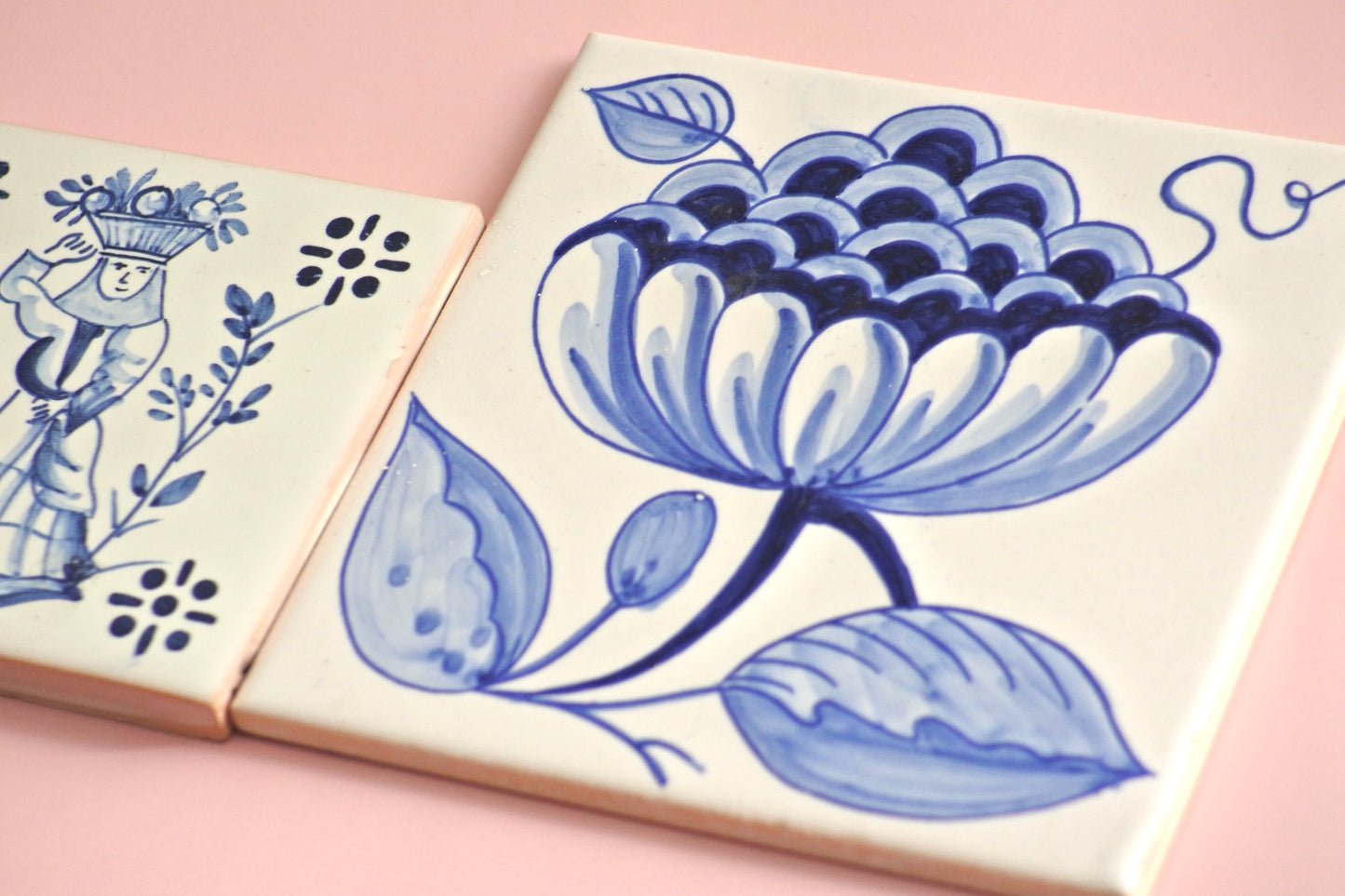 アンティーク・ヴィンテージのタイル。インテリアにもぴったりの雑貨。ポルトガルタイルはアズレージョと呼ばれるものです。